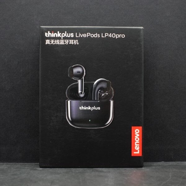 Bijele i crne Lenovo thinkplus LP40 pro bežične slušalice